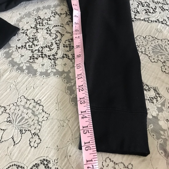 Design Lab Lord & Taylor Black Sweatshirt Size Med - Picture 8 of 8